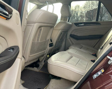 Червоний Мерседес М-Клас, об'ємом двигуна 3.5 л та пробігом 152 тис. км за 27900 $, фото 5 на Automoto.ua