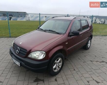 Червоний Мерседес М-Клас, об'ємом двигуна 3.2 л та пробігом 353 тис. км за 5700 $, фото 1 на Automoto.ua