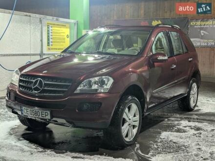 Мерседес М-Класс 2008 в Черновцах на Automoto.ua Красный Мерседес М-Класс, объемом двигателя 4 л и пробегом 222 тыс. км за 19999 $, фото 1 на Automoto.ua