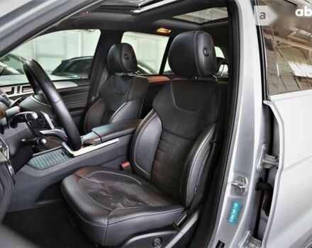 Мерседес М-Класс, объемом двигателя 2.1 л и пробегом 132 тыс. км за 25900 $, фото 8 на Automoto.ua