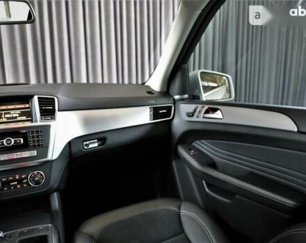 Мерседес М-Класс, объемом двигателя 2.1 л и пробегом 132 тыс. км за 25900 $, фото 15 на Automoto.ua