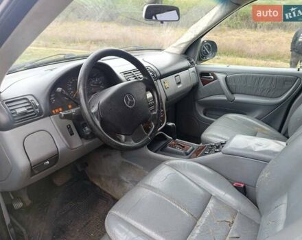 Мерседес М-Клас, об'ємом двигуна 0 л та пробігом 211 тис. км за 3545 $, фото 4 на Automoto.ua