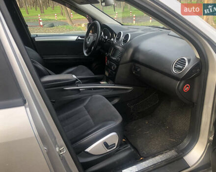Мерседес М-Класс, объемом двигателя 3 л и пробегом 350 тыс. км за 6750 $, фото 9 на Automoto.ua