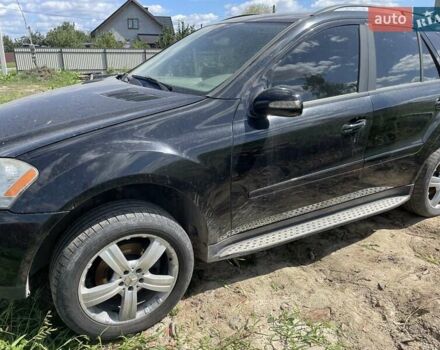 Мерседес М-Класс, объемом двигателя 3.5 л и пробегом 300 тыс. км за 7200 $, фото 3 на Automoto.ua