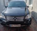 Мерседес М-Класс, объемом двигателя 3.5 л и пробегом 220 тыс. км за 12000 $, фото 1 на Automoto.ua