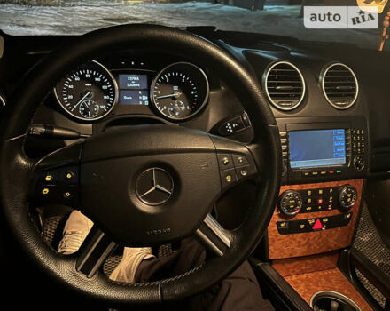 Мерседес М-Класс, объемом двигателя 3 л и пробегом 220 тыс. км за 13600 $, фото 10 на Automoto.ua