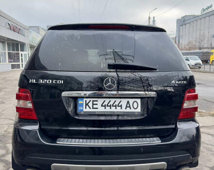 Мерседес М-Класс, объемом двигателя 2.99 л и пробегом 330 тыс. км за 8000 $, фото 1 на Automoto.ua