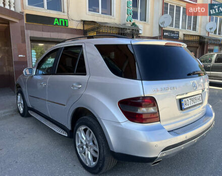 Мерседес М-Класс, объемом двигателя 3 л и пробегом 220 тыс. км за 13600 $, фото 4 на Automoto.ua