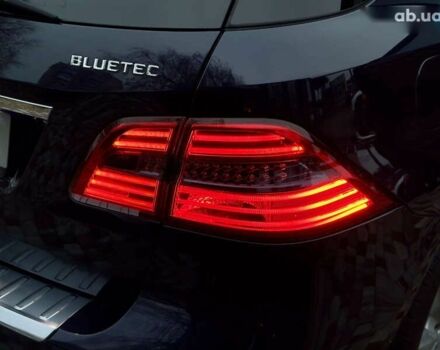 Мерседес М-Класс, объемом двигателя 3 л и пробегом 180 тыс. км за 17999 $, фото 25 на Automoto.ua