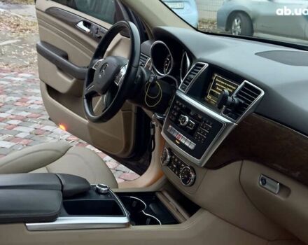 Мерседес М-Класс, объемом двигателя 3 л и пробегом 180 тыс. км за 17999 $, фото 4 на Automoto.ua