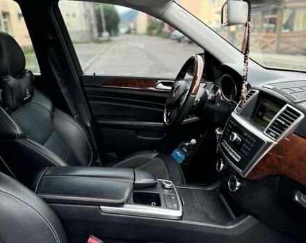 Мерседес М-Клас, об'ємом двигуна 3 л та пробігом 267 тис. км за 18999 $, фото 4 на Automoto.ua