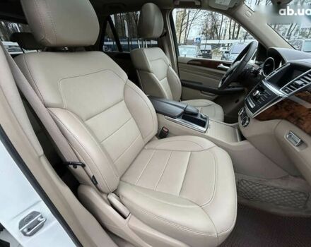 Мерседес М-Класс, объемом двигателя 4.7 л и пробегом 160 тыс. км за 17900 $, фото 24 на Automoto.ua