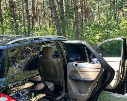 Мерседес М-Класс, объемом двигателя 3 л и пробегом 280 тыс. км за 19999 $, фото 29 на Automoto.ua