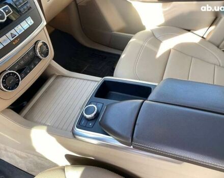 Мерседес М-Класс 2012 в Львове на Automoto.ua Мерседес М-Класс, объемом двигателя 3 л и пробегом 145 тыс. км за 18900 $, фото 16 на Automoto.ua