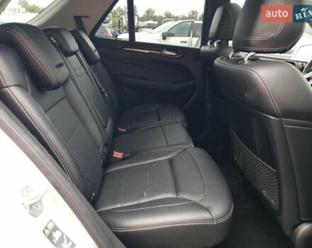 Мерседес М-Класс, объемом двигателя 2.99 л и пробегом 217 тыс. км за 3000 $, фото 9 на Automoto.ua