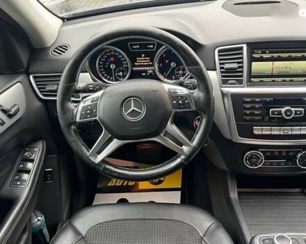 Мерседес М-Класс 2013 в Ивано-Франковске на Automoto.ua Мерседес М-Класс, объемом двигателя 2.1 л и пробегом 255 тыс. км за 19400 $, фото 17 на Automoto.ua