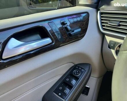Мерседес М-Класс 2013 в Львове на Automoto.ua Мерседес М-Класс, объемом двигателя 3 л и пробегом 299 тыс. км за 24490 $, фото 12 на Automoto.ua