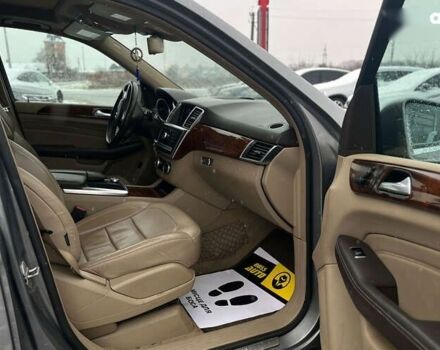 Мерседес М-Клас, об'ємом двигуна 3 л та пробігом 174 тис. км за 20590 $, фото 25 на Automoto.ua