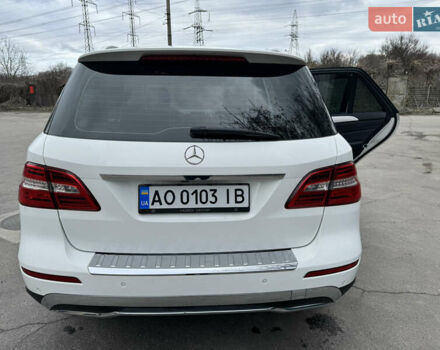Мерседес М-Класс, объемом двигателя 2.99 л и пробегом 260 тыс. км за 25000 $, фото 6 на Automoto.ua
