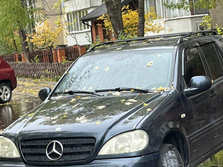 Мерседес М-Класс 2000 в Киеве на Automoto.ua Мерседес М-Класс, объемом двигателя 3.2 л и пробегом 287 тыс. км за 5500 $, фото 1 на Automoto.ua