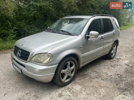 Мерседес М-Класс 2001 в Львове на Automoto.ua Мерседес М-Класс, объемом двигателя 2.7 л и пробегом 400 тыс. км за 3600 $, фото 1 на Automoto.ua