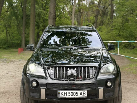 Мерседес М-Клас 2005 у Києві на Automoto.ua Мерседес М-Клас, об'ємом двигуна 5 л та пробігом 333 тис. км за 9700 $, фото 1 на Automoto.ua