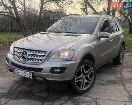 Мерседес М-Класс, объемом двигателя 3 л и пробегом 350 тыс. км за 6750 $, фото 1 на Automoto.ua