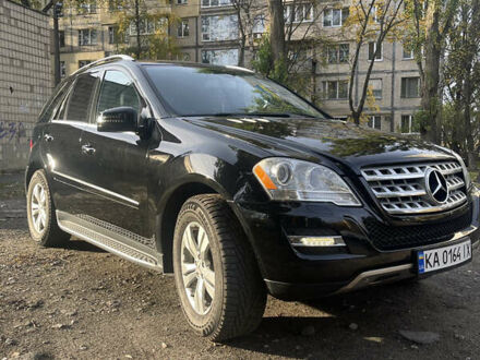 Мерседес М-Класс 2010 в Киеве на Automoto.ua Мерседес М-Класс, объемом двигателя 3.5 л и пробегом 177 тыс. км за 15500 $, фото 1 на Automoto.ua
