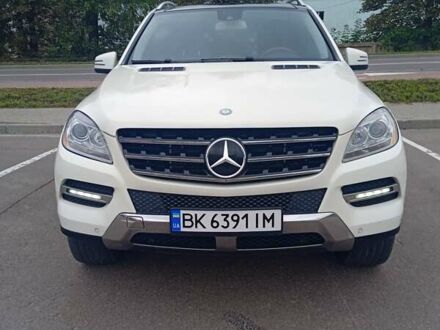 Мерседес М-Класс 2011 в Ровно на Automoto.ua Мерседес М-Класс, объемом двигателя 3 л и пробегом 240 тыс. км за 19700 $, фото 1 на Automoto.ua