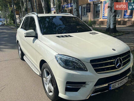Мерседес М-Класс 2013 в Кропивницком (Кировограде) на Automoto.ua Мерседес М-Класс, объемом двигателя 3 л и пробегом 185 тыс. км за 25500 $, фото 1 на Automoto.ua