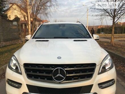 Мерседес М-Класс 2015 в Ровно на Automoto.ua Мерседес М-Класс, объемом двигателя 3 л и пробегом 218 тыс. км за 24600 $, фото 1 на Automoto.ua
