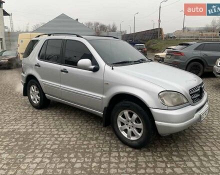 Серый Мерседес М-Класс, объемом двигателя 3.2 л и пробегом 295 тыс. км за 5100 $, фото 7 на Automoto.ua