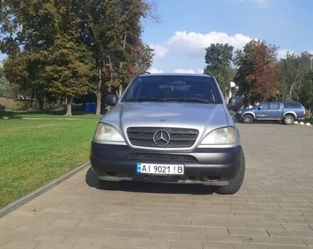 Серый Мерседес М-Класс, объемом двигателя 3.2 л и пробегом 399 тыс. км за 5200 $, фото 6 на Automoto.ua