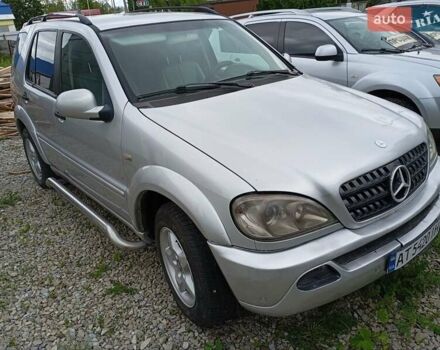 Серый Мерседес М-Класс, объемом двигателя 2.7 л и пробегом 325 тыс. км за 6700 $, фото 5 на Automoto.ua