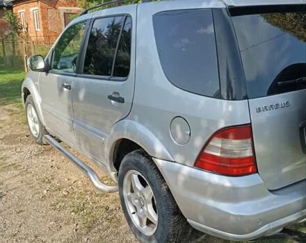 Серый Мерседес М-Класс, объемом двигателя 2.7 л и пробегом 325 тыс. км за 6700 $, фото 12 на Automoto.ua