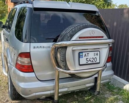 Серый Мерседес М-Класс, объемом двигателя 2.7 л и пробегом 325 тыс. км за 6700 $, фото 10 на Automoto.ua