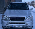 Сірий Мерседес М-Клас, об'ємом двигуна 0 л та пробігом 290 тис. км за 3900 $, фото 1 на Automoto.ua