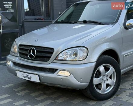 Серый Мерседес М-Класс, объемом двигателя 2.7 л и пробегом 389 тыс. км за 8250 $, фото 13 на Automoto.ua