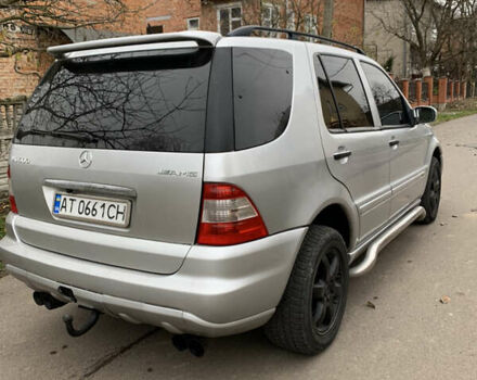 Сірий Мерседес М-Клас, об'ємом двигуна 4.97 л та пробігом 280 тис. км за 6800 $, фото 5 на Automoto.ua