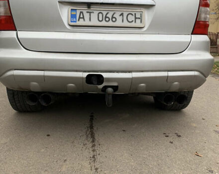 Сірий Мерседес М-Клас, об'ємом двигуна 4.97 л та пробігом 280 тис. км за 6800 $, фото 7 на Automoto.ua