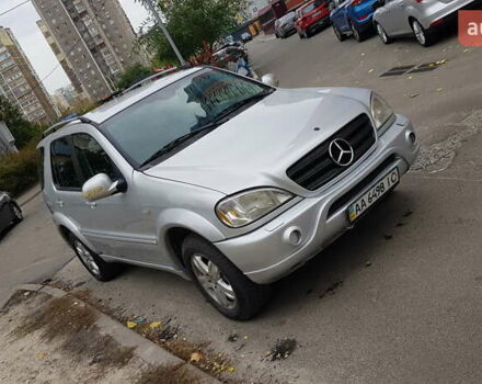 Серый Мерседес М-Класс, объемом двигателя 4.3 л и пробегом 257 тыс. км за 6500 $, фото 12 на Automoto.ua