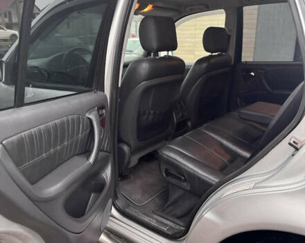 Серый Мерседес М-Класс, объемом двигателя 2.7 л и пробегом 337 тыс. км за 6800 $, фото 15 на Automoto.ua