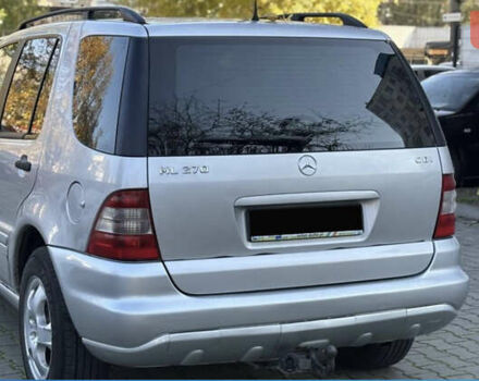 Серый Мерседес М-Класс, объемом двигателя 2.7 л и пробегом 338 тыс. км за 6200 $, фото 1 на Automoto.ua