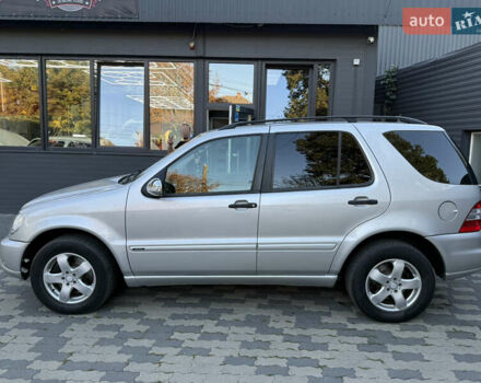 Серый Мерседес М-Класс, объемом двигателя 2.7 л и пробегом 389 тыс. км за 8250 $, фото 8 на Automoto.ua