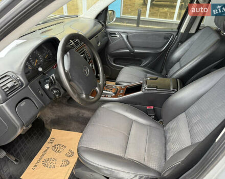 Серый Мерседес М-Класс, объемом двигателя 2.69 л и пробегом 400 тыс. км за 6300 $, фото 8 на Automoto.ua