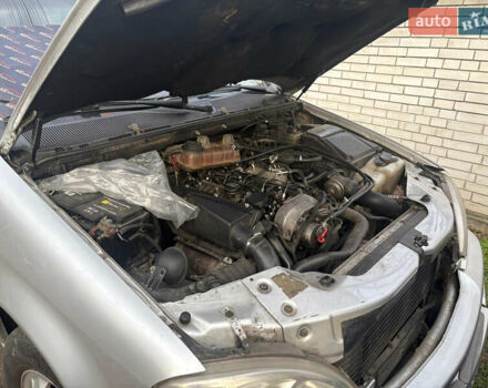 Серый Мерседес М-Класс, объемом двигателя 2.7 л и пробегом 400 тыс. км за 2000 $, фото 11 на Automoto.ua