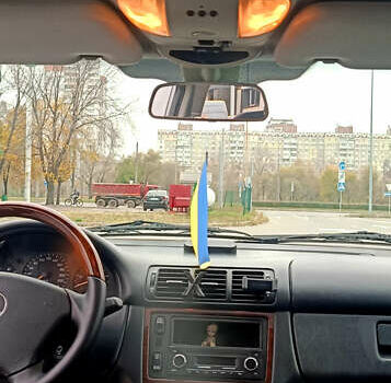 Сірий Мерседес М-Клас, об'ємом двигуна 2.7 л та пробігом 302 тис. км за 12000 $, фото 31 на Automoto.ua