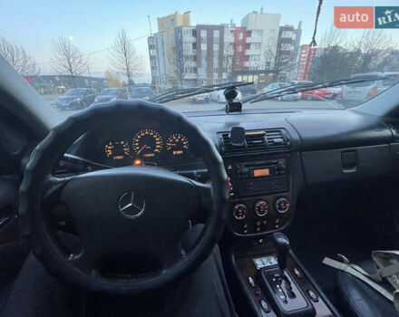 Серый Мерседес М-Класс, объемом двигателя 3.2 л и пробегом 372 тыс. км за 5700 $, фото 7 на Automoto.ua