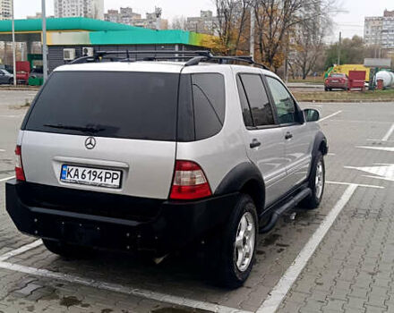 Сірий Мерседес М-Клас, об'ємом двигуна 2.7 л та пробігом 302 тис. км за 12000 $, фото 4 на Automoto.ua