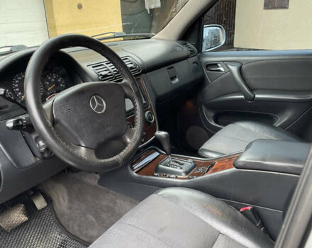 Сірий Мерседес М-Клас, об'ємом двигуна 2.7 л та пробігом 315 тис. км за 9000 $, фото 9 на Automoto.ua